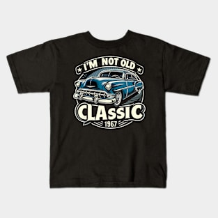 i'm not old i'm classic Kids T-Shirt